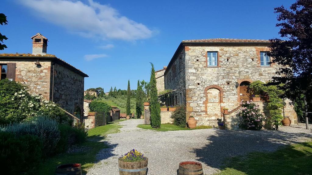Agriturismo Podere Alberese Asciano Εξωτερικό φωτογραφία