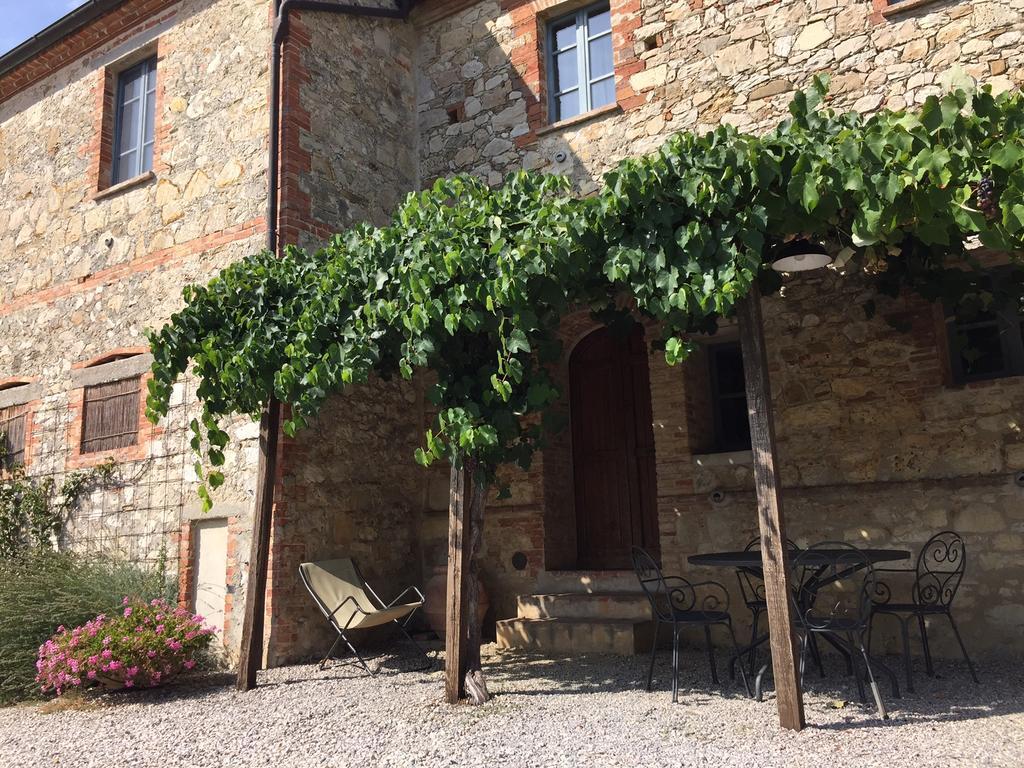 Agriturismo Podere Alberese Asciano Δωμάτιο φωτογραφία