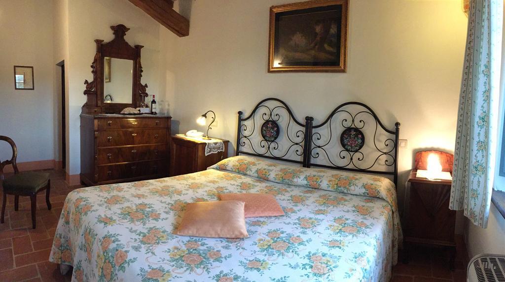 Agriturismo Podere Alberese Asciano Εξωτερικό φωτογραφία